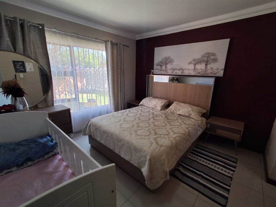 3 Bedroom Property for Sale in Brackendowns Gauteng
