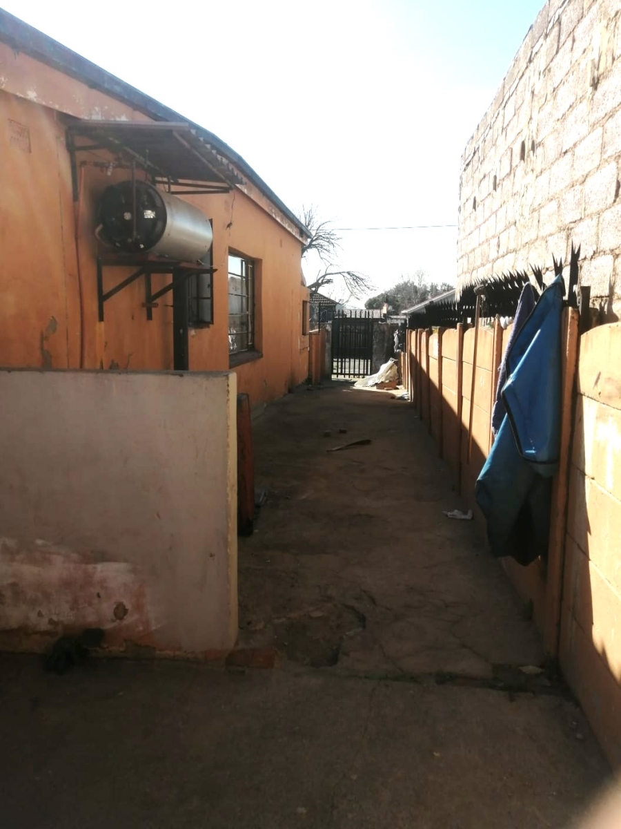 7 Bedroom Property for Sale in Turffontein Gauteng
