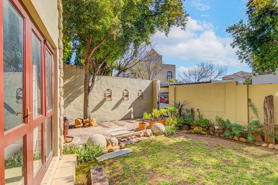 1 Bedroom Property for Sale in Morningside Gauteng
