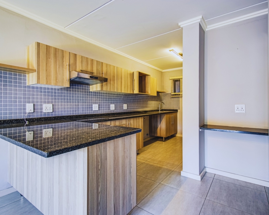 2 Bedroom Property for Sale in Eden Glen Gauteng
