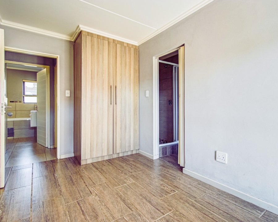 2 Bedroom Property for Sale in Eden Glen Gauteng