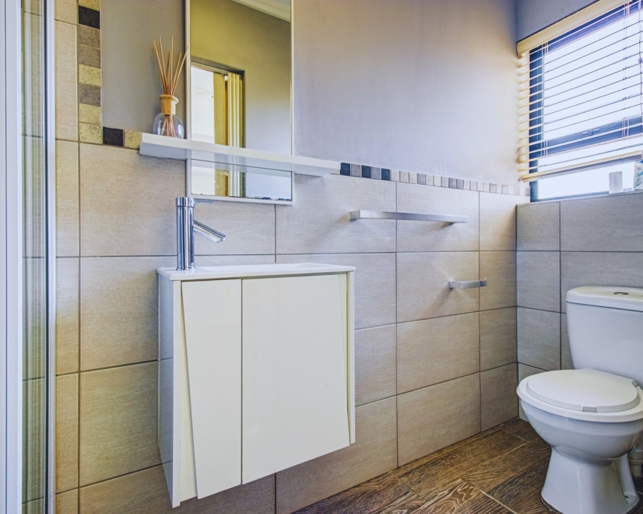 2 Bedroom Property for Sale in Eden Glen Gauteng