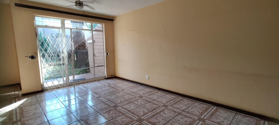 2 Bedroom Property for Sale in Florida Gauteng