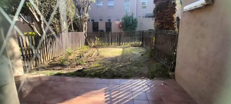 2 Bedroom Property for Sale in Florida Gauteng