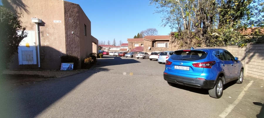 2 Bedroom Property for Sale in Florida Gauteng