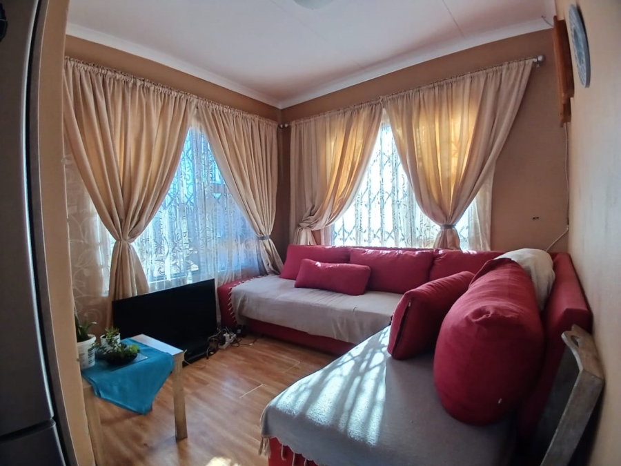 3 Bedroom Property for Sale in Toekomsrus Gauteng