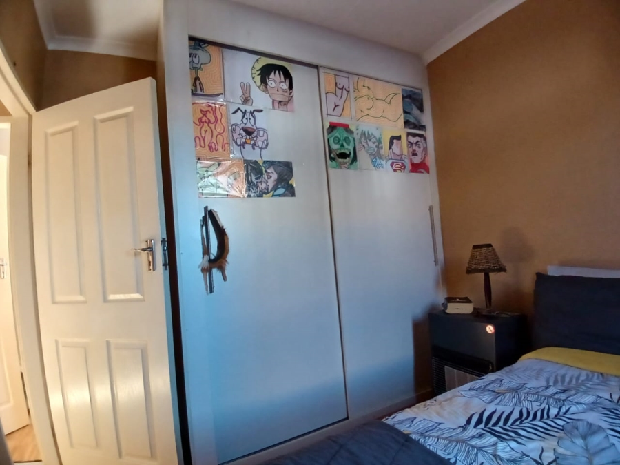 3 Bedroom Property for Sale in Toekomsrus Gauteng