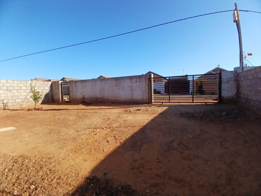 3 Bedroom Property for Sale in Toekomsrus Gauteng