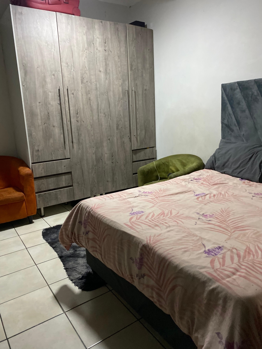 To Let 0 Bedroom Property for Rent in Kew Gauteng