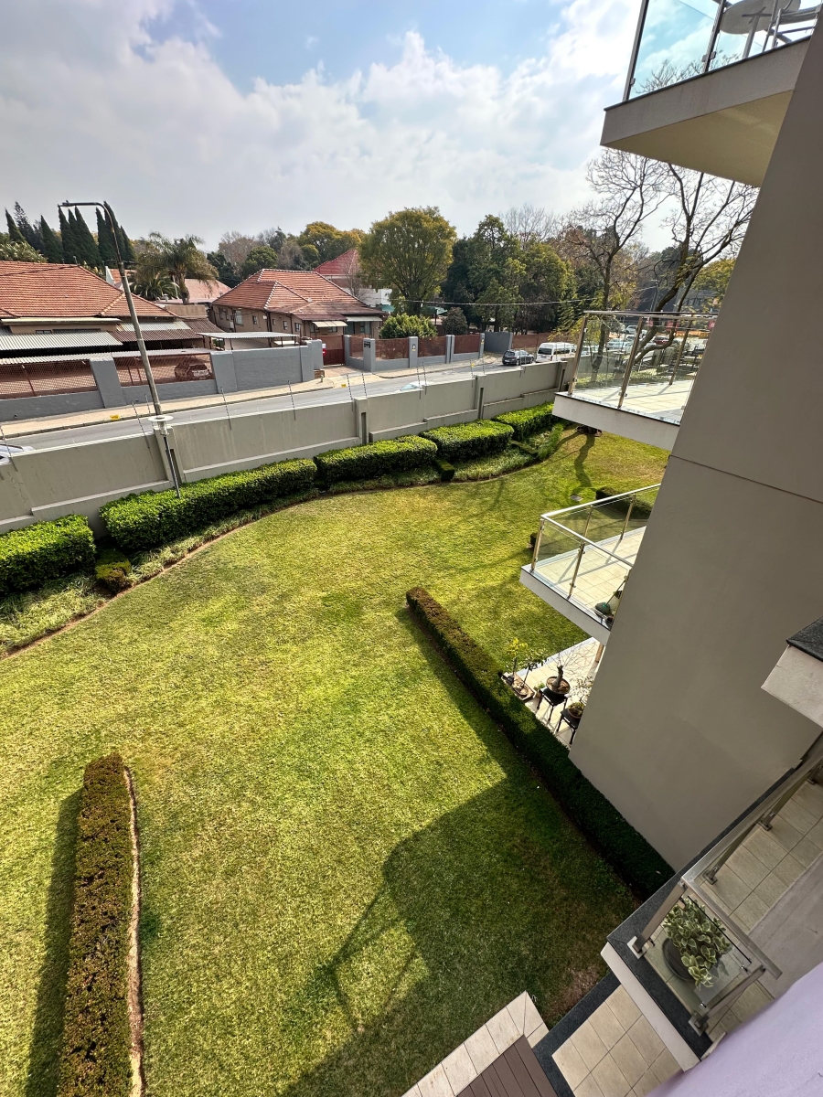 2 Bedroom Property for Sale in Houghton Estate Gauteng