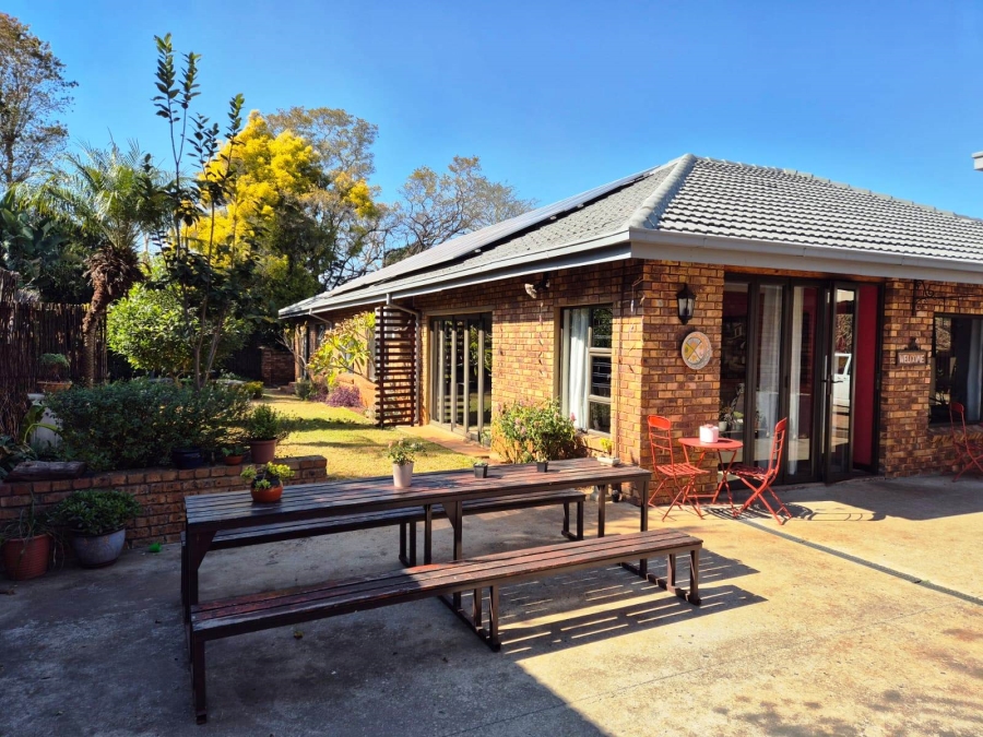 5 Bedroom Property for Sale in Eldoraigne Gauteng