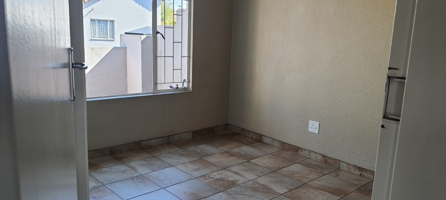 1 Bedroom Property for Sale in Eden Glen Gauteng