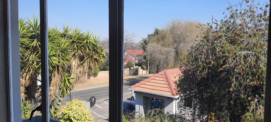 1 Bedroom Property for Sale in Eden Glen Gauteng