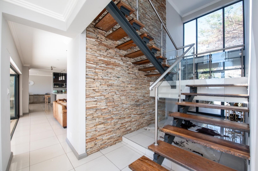 To Let 4 Bedroom Property for Rent in Copperleaf Estate Gauteng