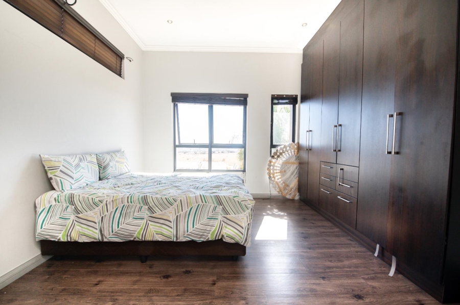 To Let 4 Bedroom Property for Rent in Copperleaf Estate Gauteng