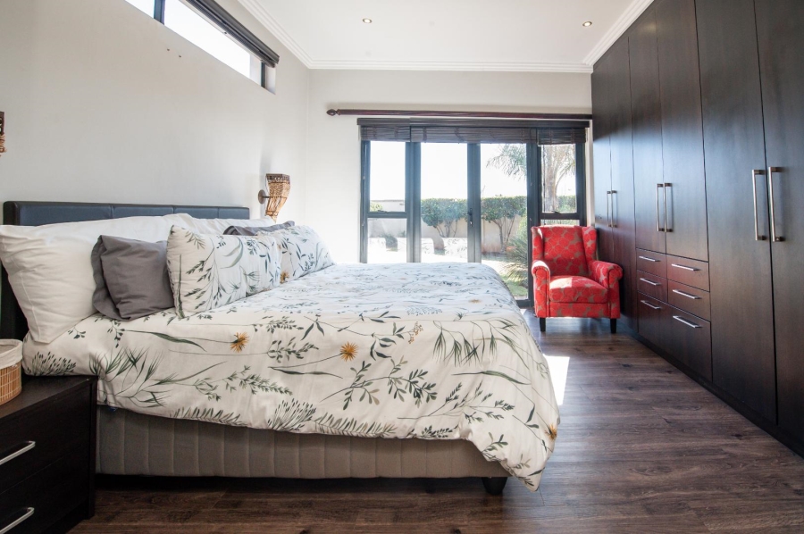 4 Bedroom Property for Sale in Copperleaf Estate Gauteng