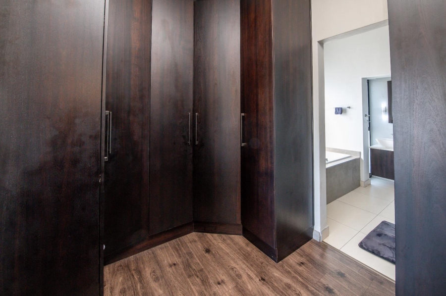 4 Bedroom Property for Sale in Copperleaf Estate Gauteng