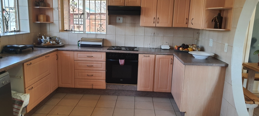 3 Bedroom Property for Sale in Edendale Gauteng