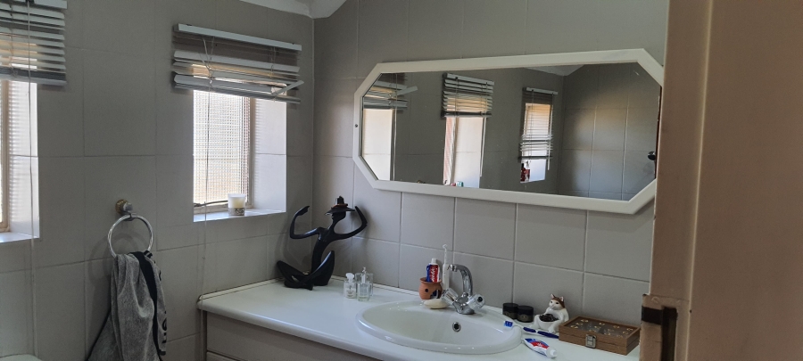 3 Bedroom Property for Sale in Edendale Gauteng