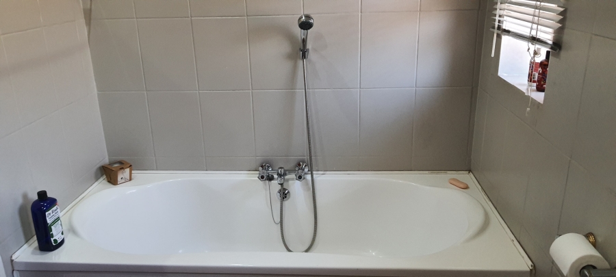 3 Bedroom Property for Sale in Edendale Gauteng