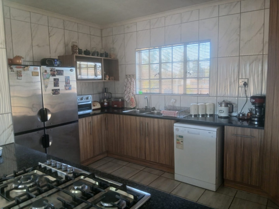 4 Bedroom Property for Sale in Randfontein South Gauteng