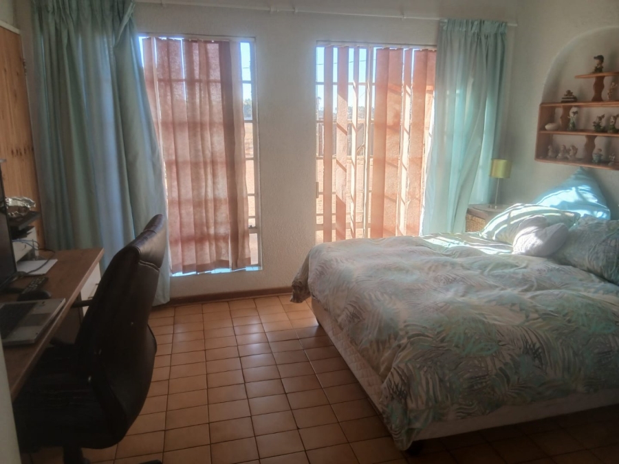 4 Bedroom Property for Sale in Randfontein South Gauteng