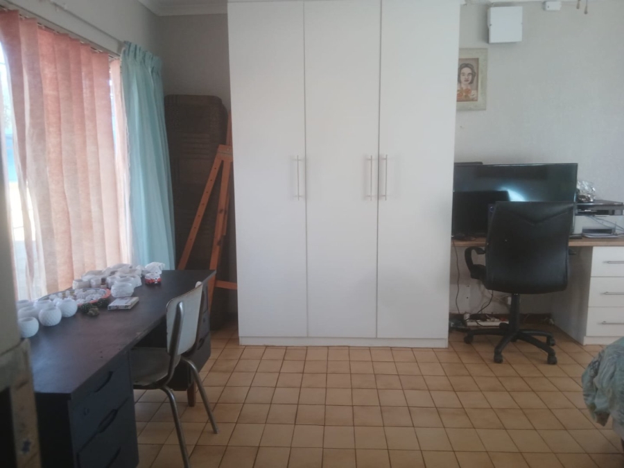 4 Bedroom Property for Sale in Randfontein South Gauteng