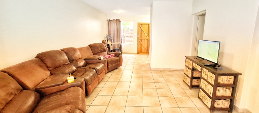 2 Bedroom Property for Sale in Annlin Gauteng
