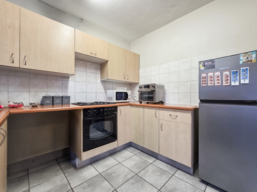 2 Bedroom Property for Sale in Annlin Gauteng