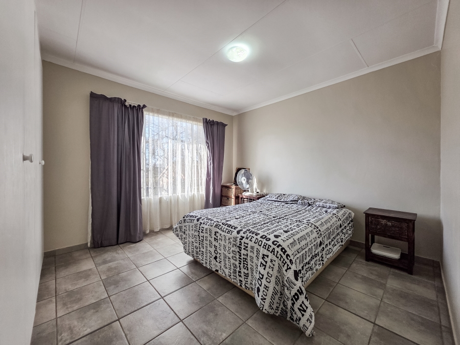 2 Bedroom Property for Sale in Annlin Gauteng