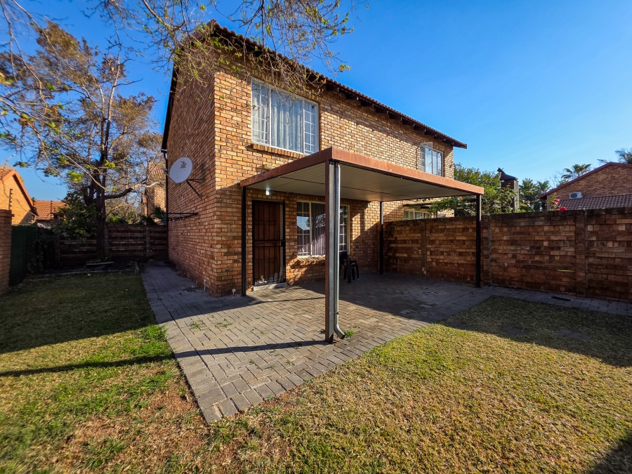 2 Bedroom Property for Sale in Annlin Gauteng