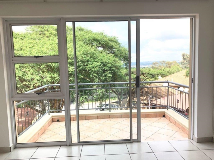 To Let 2 Bedroom Property for Rent in Bryanston Gauteng