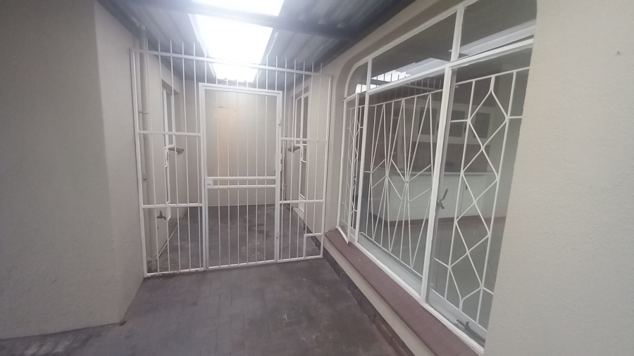 2 Bedroom Property for Sale in Rant En Dal Gauteng