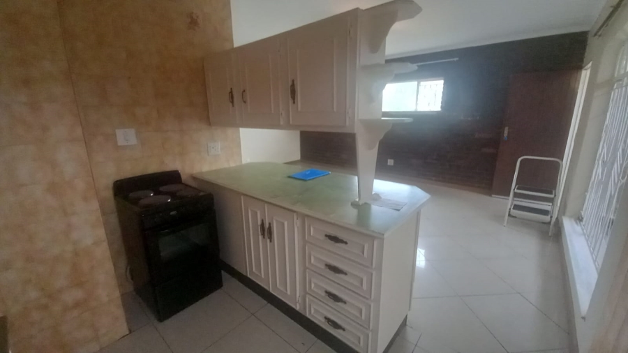 2 Bedroom Property for Sale in Rant En Dal Gauteng