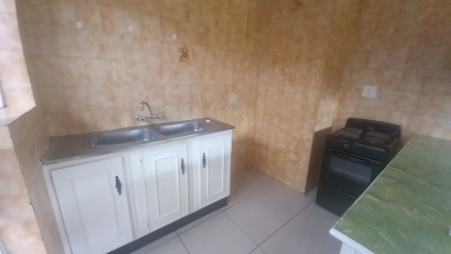 2 Bedroom Property for Sale in Rant En Dal Gauteng
