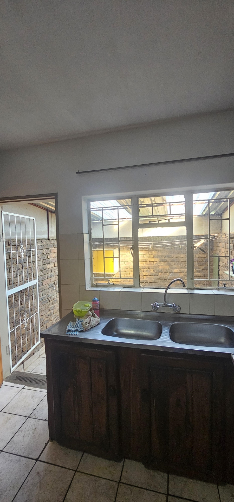 To Let 3 Bedroom Property for Rent in Erasmia Gauteng