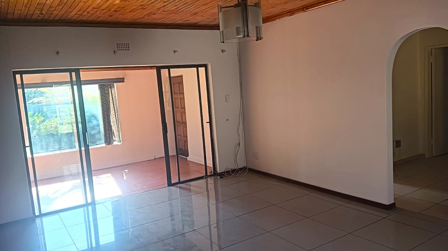 5 Bedroom Property for Sale in Edleen Gauteng