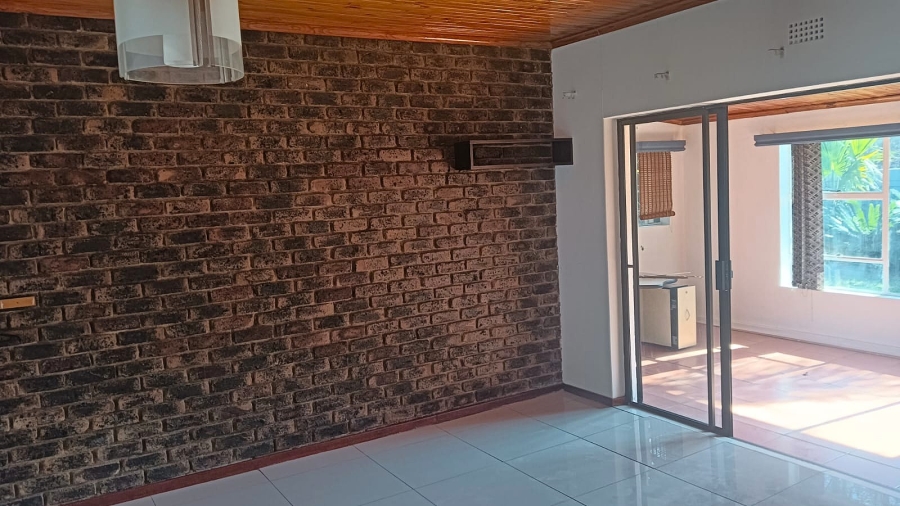 5 Bedroom Property for Sale in Edleen Gauteng