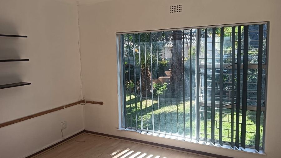 5 Bedroom Property for Sale in Edleen Gauteng