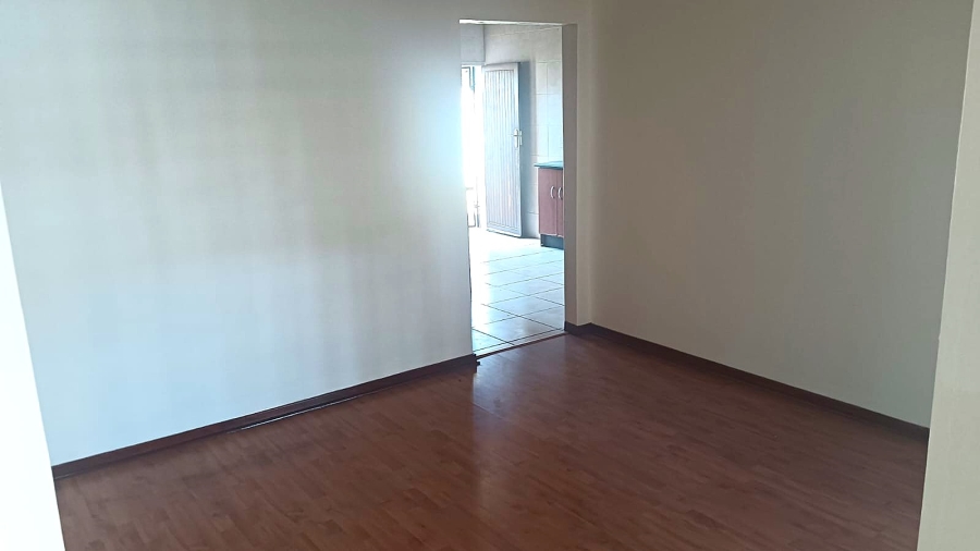 5 Bedroom Property for Sale in Edleen Gauteng