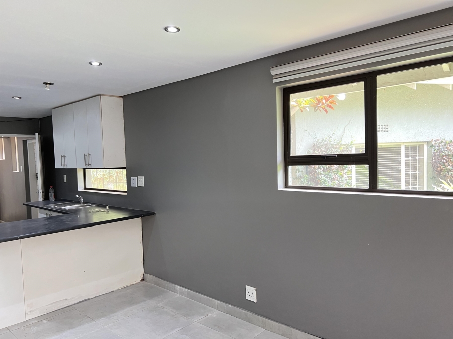 To Let 2 Bedroom Property for Rent in Lyndhurst Gauteng