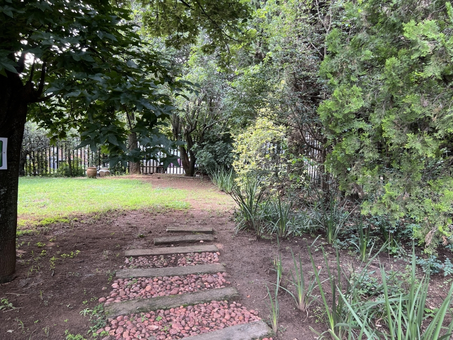 To Let 2 Bedroom Property for Rent in Lyndhurst Gauteng