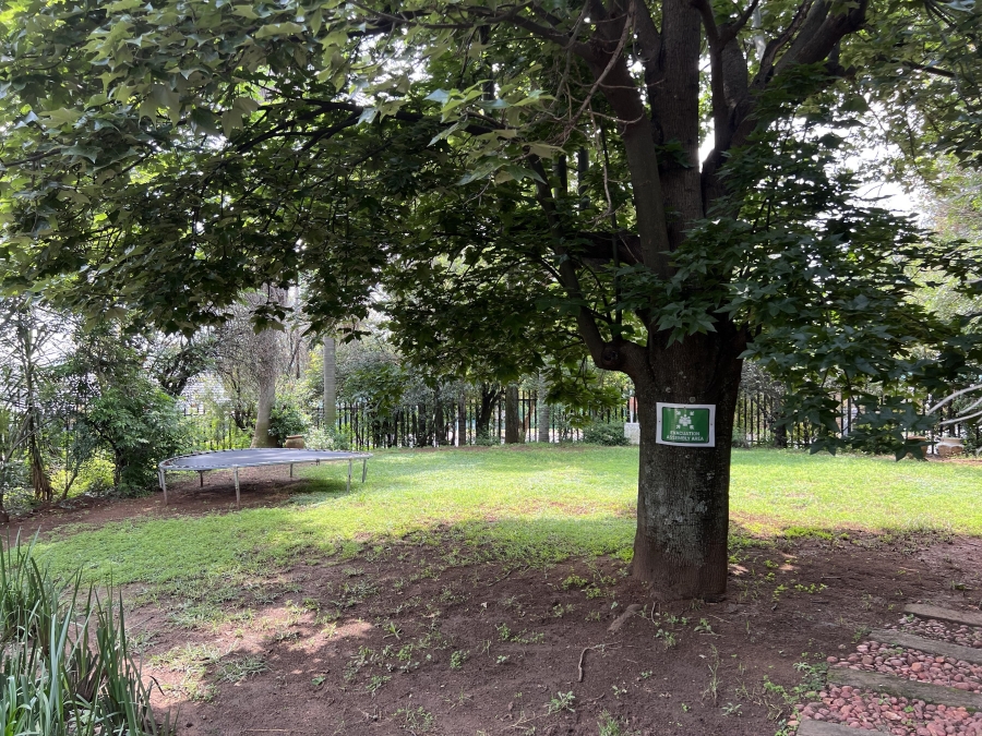 To Let 2 Bedroom Property for Rent in Lyndhurst Gauteng