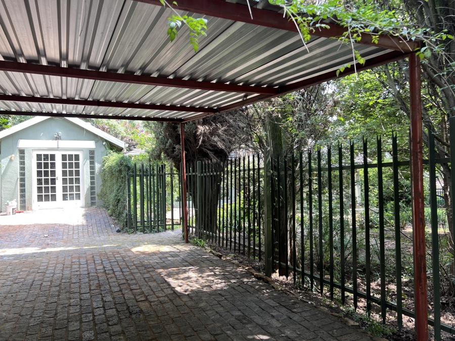 To Let 2 Bedroom Property for Rent in Lyndhurst Gauteng