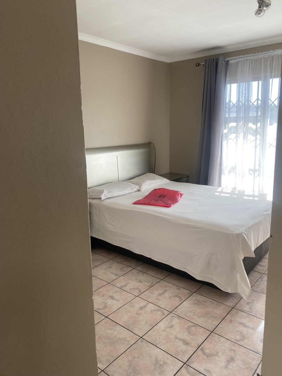 2 Bedroom Property for Sale in Ridgeway Gauteng