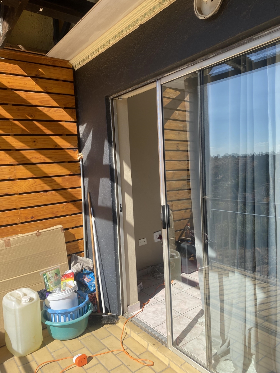 2 Bedroom Property for Sale in Ridgeway Gauteng