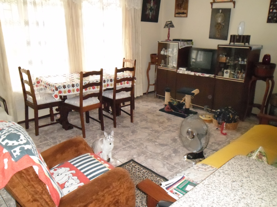 3 Bedroom Property for Sale in Heuweloord Gauteng