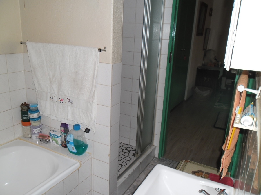 3 Bedroom Property for Sale in Heuweloord Gauteng