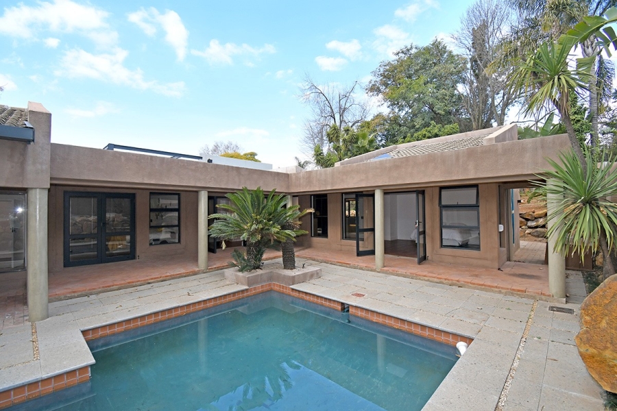 4 Bedroom Property for Sale in Atholl Gauteng