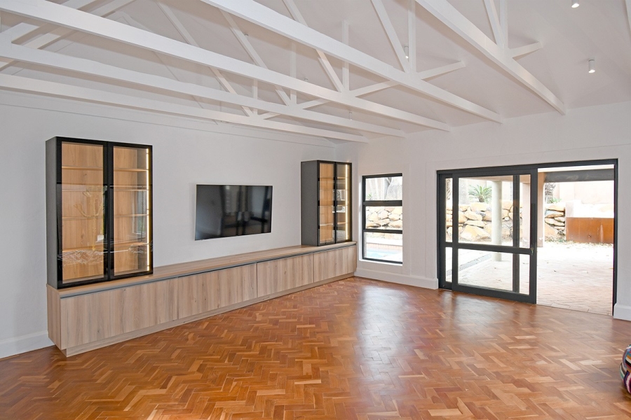 4 Bedroom Property for Sale in Atholl Gauteng